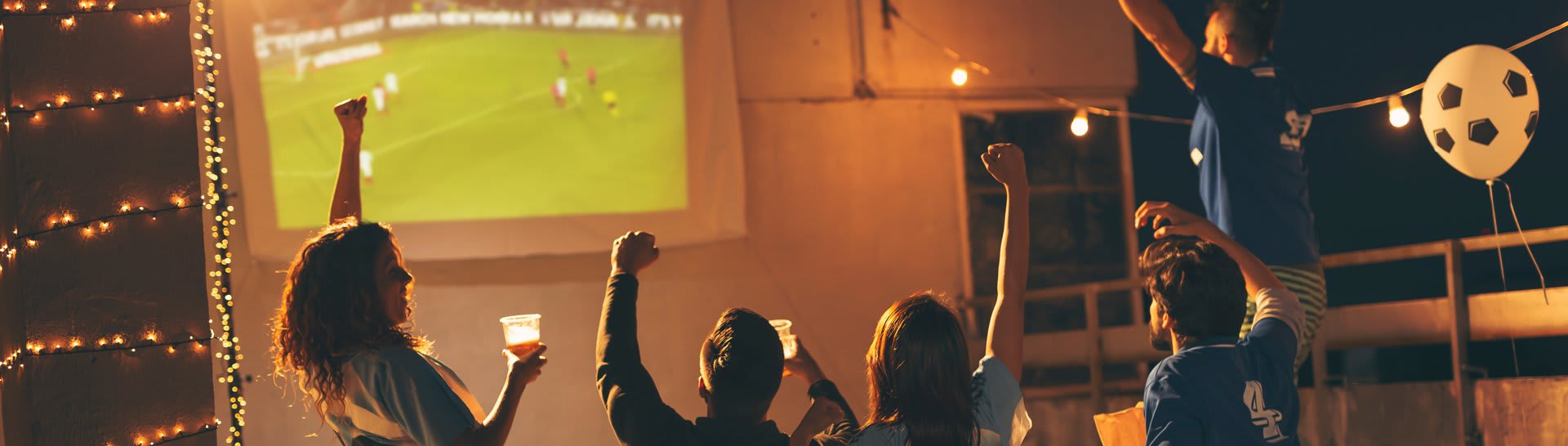 Outdoor projectors from projectorpoint