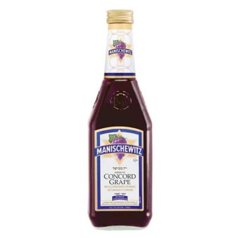 Manischewitz Concord Grape Sweet Wine Bottle New York (750 ml)