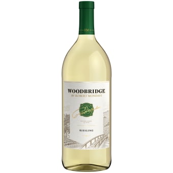 Woodbridge Riesling - 1.5L