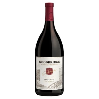 WOODBRIDGE PINOT NOIR 1.5L