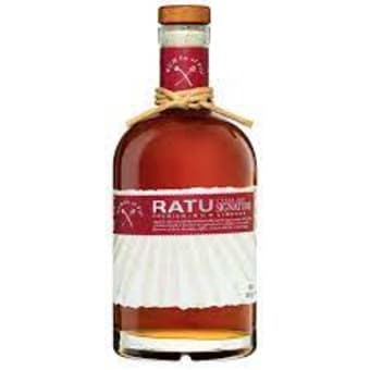 Ratu 8 Year Fijian Signature Rum Fiji - 750mL