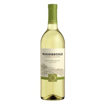 Woodbridge Sauvignon Blanc - 750mL