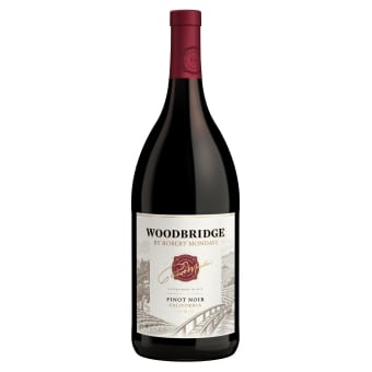 WOODBRIDGE PINOT NOIR 1.5L