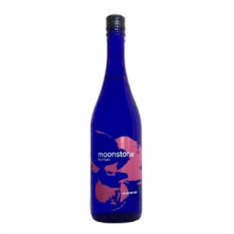 MOONSTONE PLUM SAKE 750ml