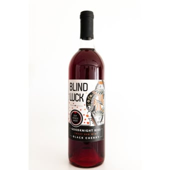 BLIND LUCK GOODNIGHT KISS 750ml