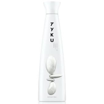 TYKU Sake Junmai (White) 720ml