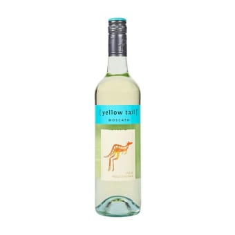 Yellow Tail Moscato - 750mL