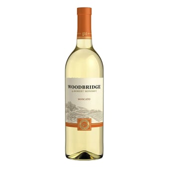 Woodbridge Moscato - 750mL