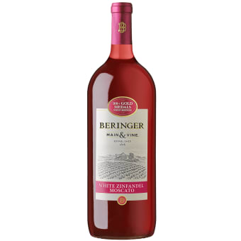 BERINGER WHITE ZINFANDEL MOSCATO 1.5 L