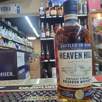 Heaven hill bottle in bond