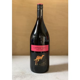 YELLOW TAIL PINOT NOIR 1.5 L