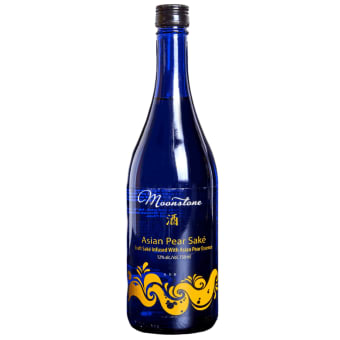 MOONSTONE ASIAN PEAR SAKE 750ml