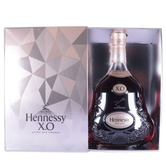 Hennessy XO Gift Set (750ml)