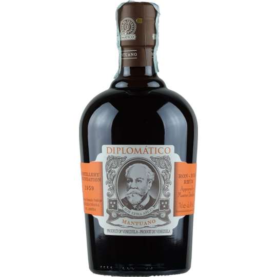 Diplomático Mantuano Dark Rum - 750mL - Diplomático Mantuano is a replacement for Diplomático's Reserva Rum. A delicious rich and rounded Venezuelan rum with smooth sweet fruitiness and a silky-smooth mouthfeel.