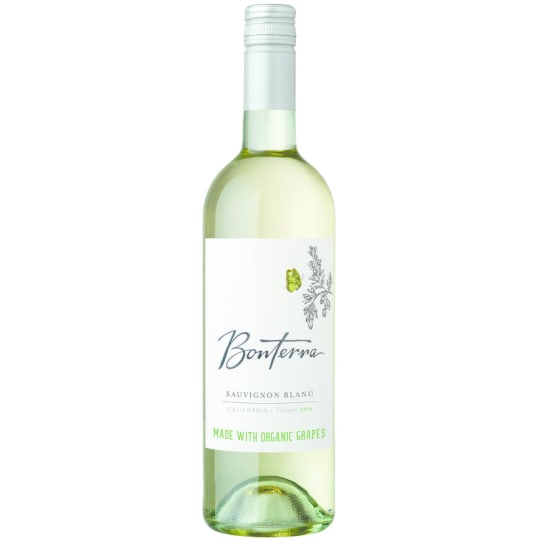 Bonterra Sauvignon White Wine Blanc - 750mL - This lively Sauvignon Blanc opens with the unmistakable aroma of grapefruit, woven over an exotic thread of kumquat, mango, and passionfruit. The expressive nose gives way to a crisp and lively palate, culminating in a mouthwatering finish.