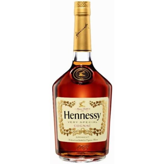 Hennessy VS Cognac - 1L - Hennessy VS is one of the most popular cognacs in the world. Its beguiling character is uniquely Hennessy, a timeless choice with an intensity all its own. Hennessy V.S offers toasted and fruit notes, with a rich, clearly defined palate and a welcoming exuberance.