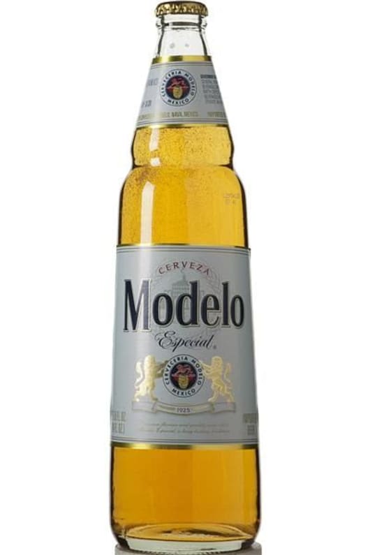 Modelo especial 40oz btl Delivery in Santa Monica, CA | Surf Liquor