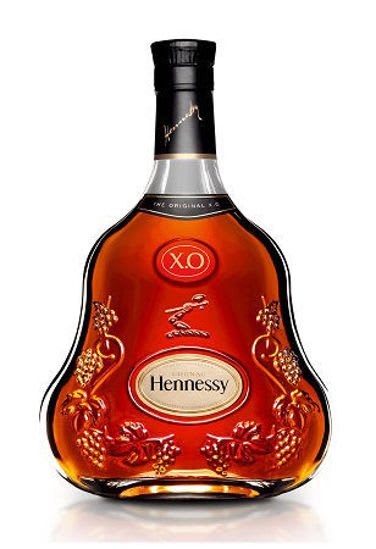 Hennessy X.O Hosting Kim Jones Cognac Pop-up at MGM COTAI