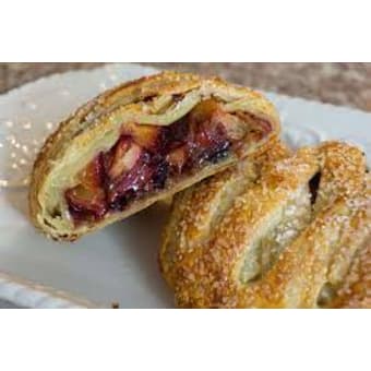 Plum Strudel 4 PIECES