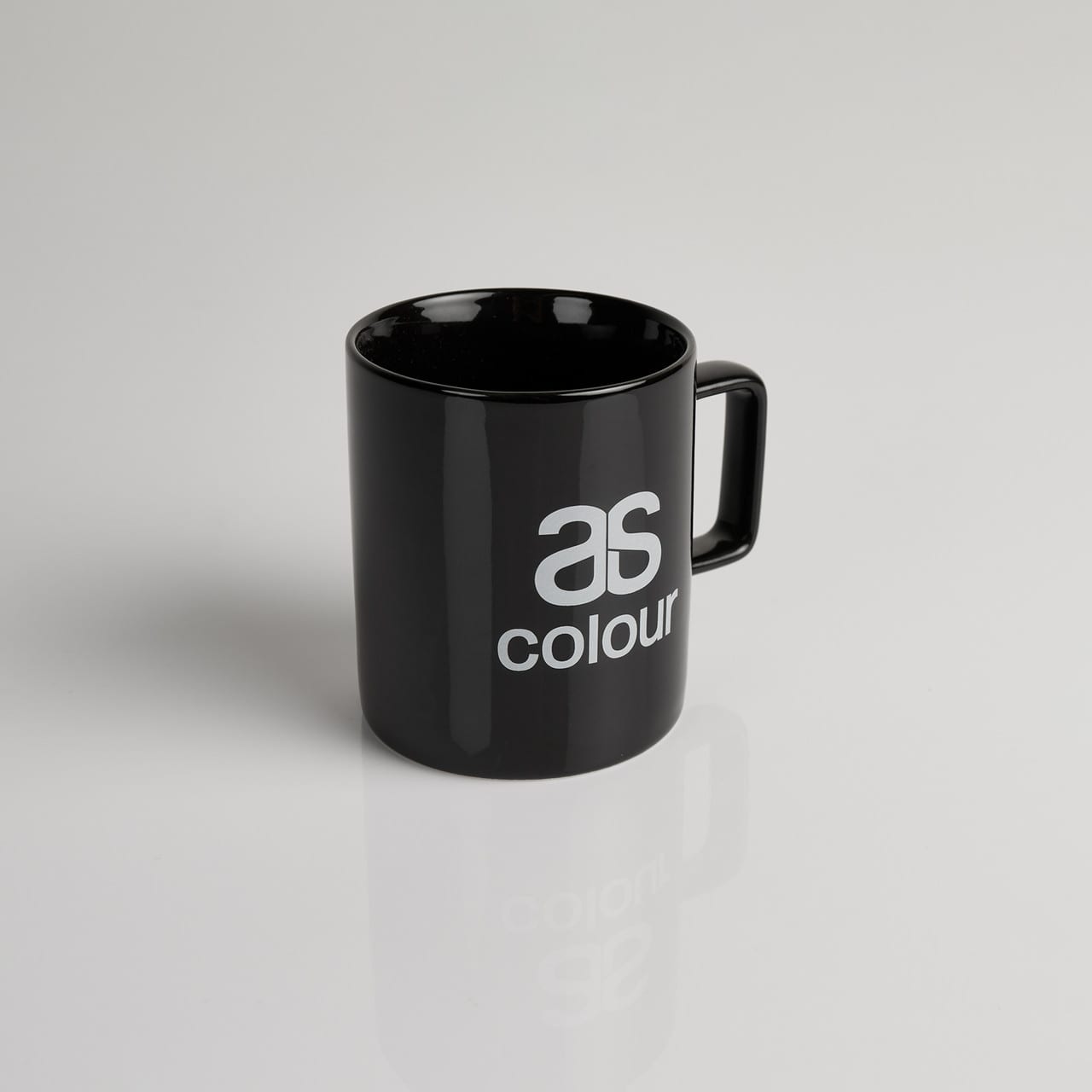 Drinkware - Mugs