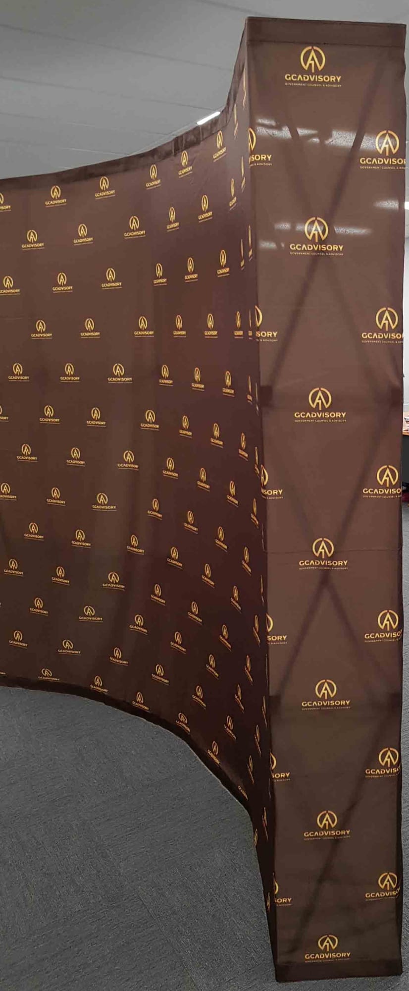 Media Wall 3m x 2.25m - Curved -With Sides