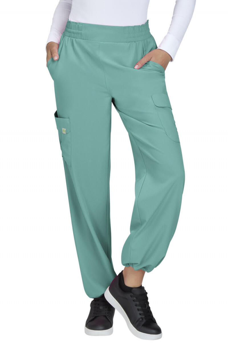 Ayla Pant