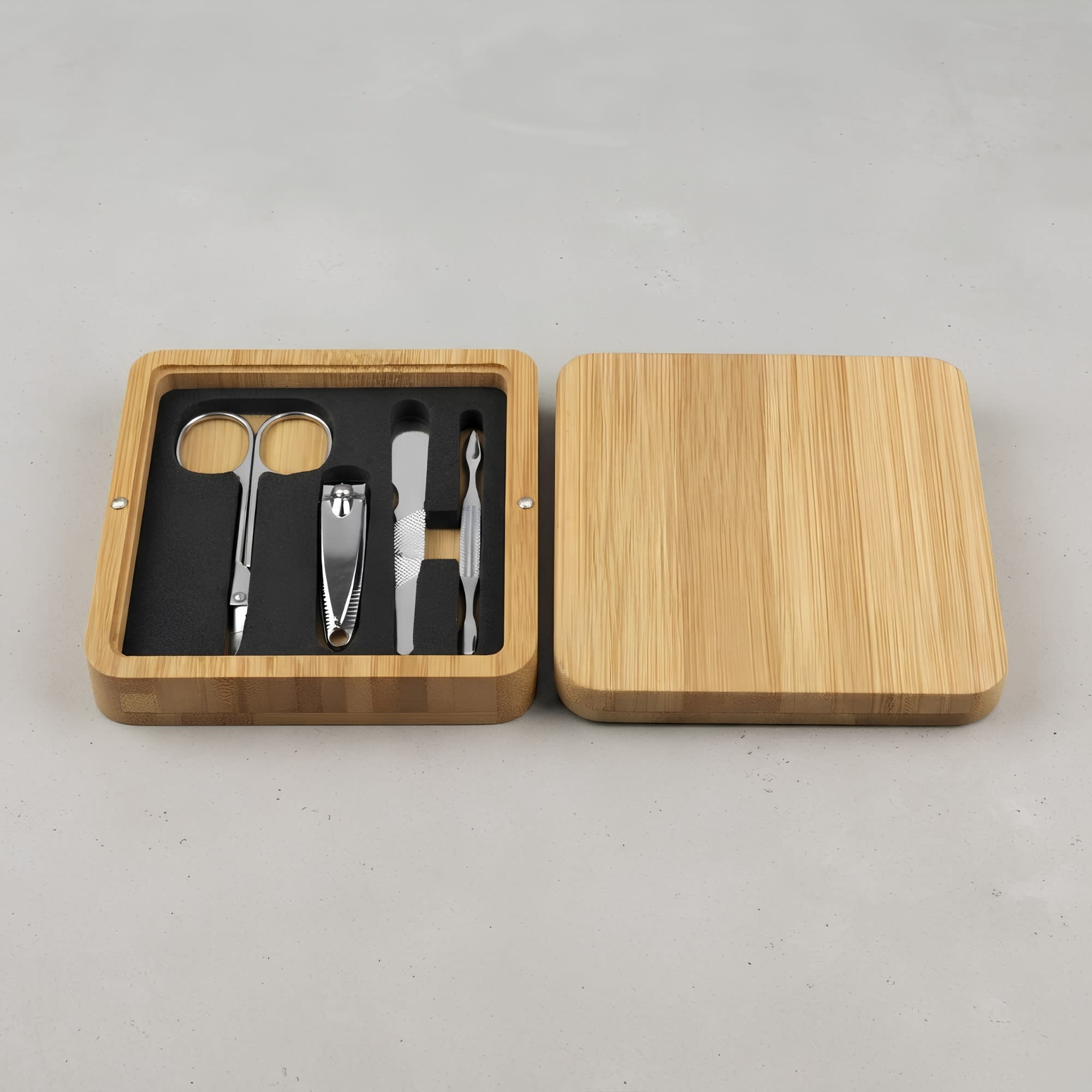Mulla Bamboo Manicure Set promotional product