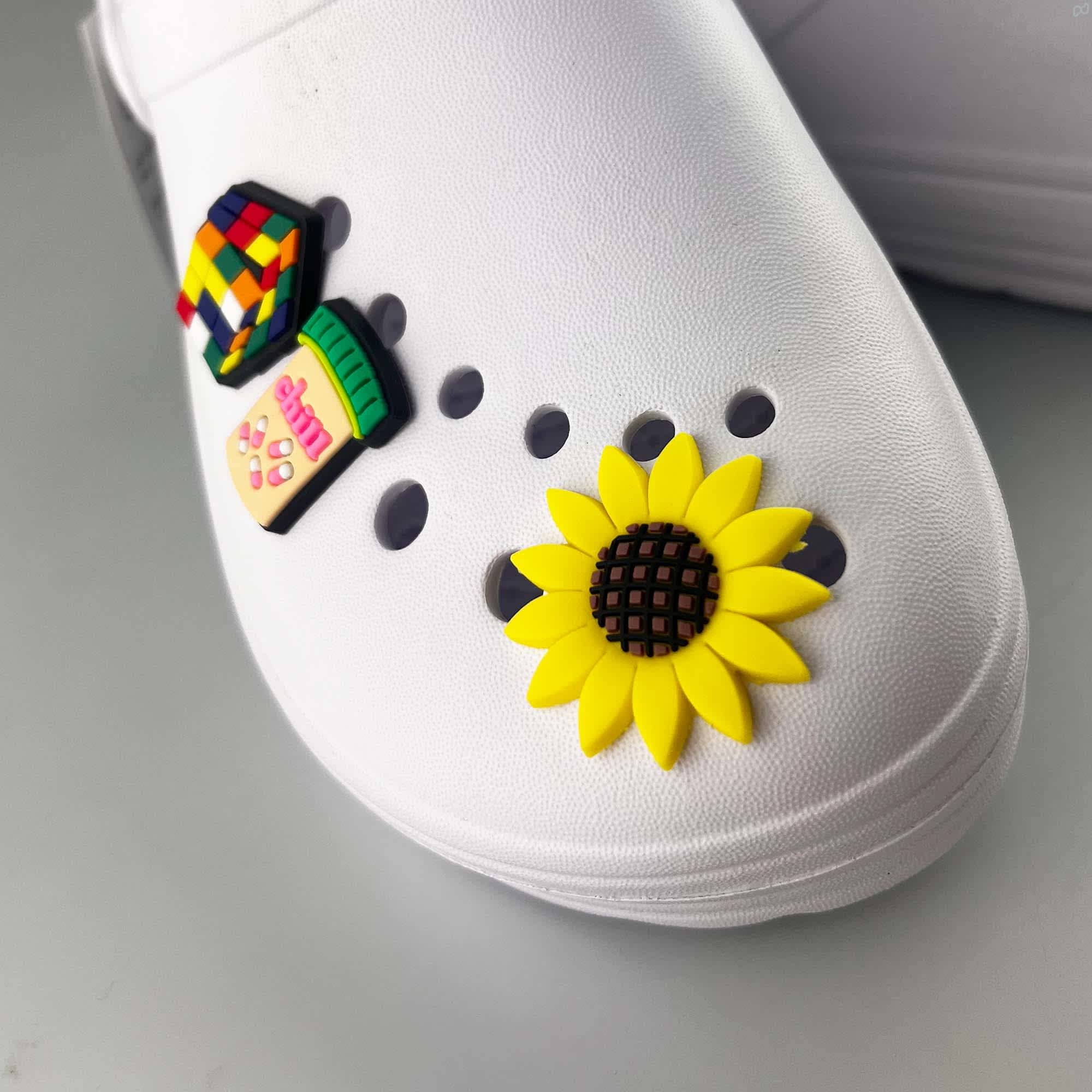 Alternative view of Jibbits Shoe Charms