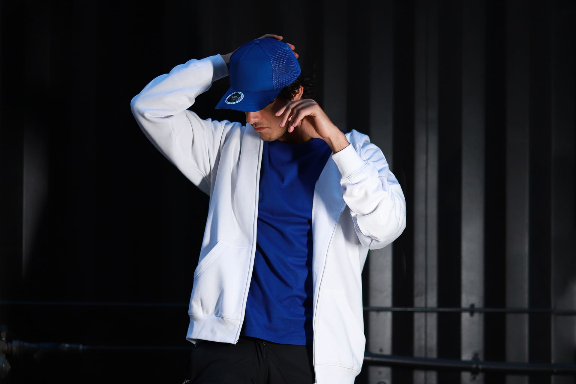 INIVI A FRAME WITH SEAMLESS MESH - SNAPBACK