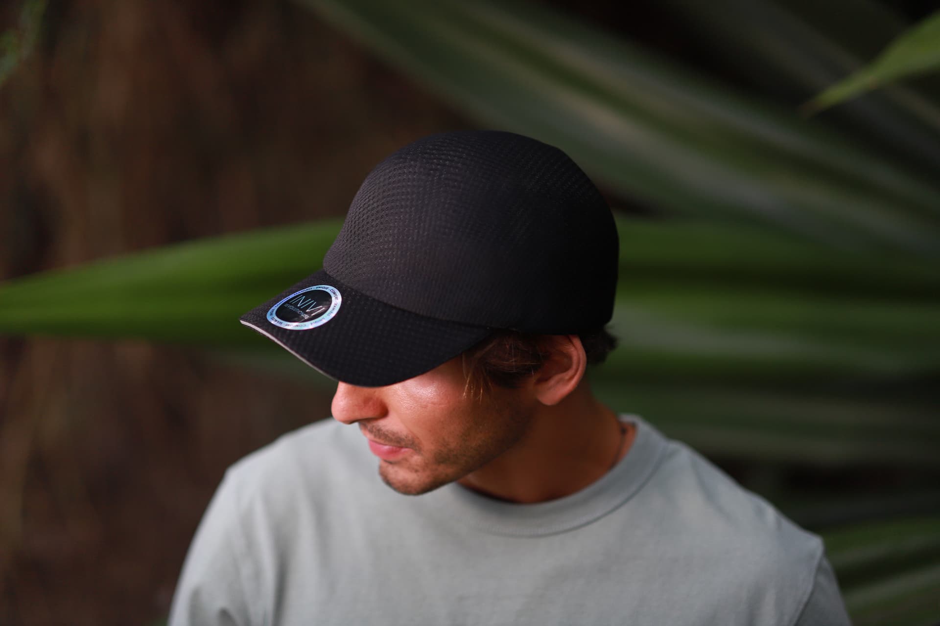 INIVI FULLY SEAMLESS SOFT MESH- SELF-GRIP HOOK & LOOP