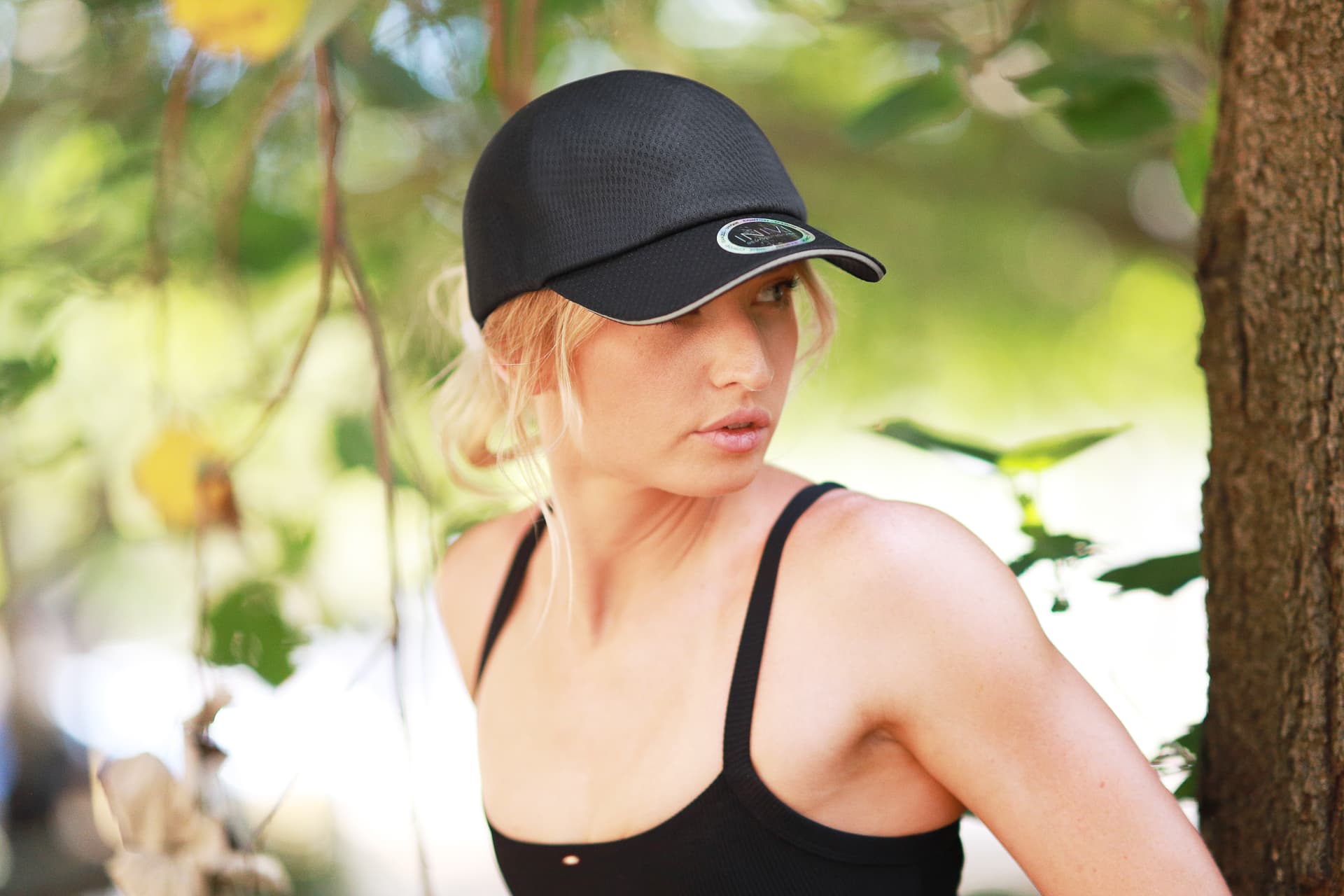 INIVI FULLY SEAMLESS SOFT MESH- SELF-GRIP HOOK & LOOP