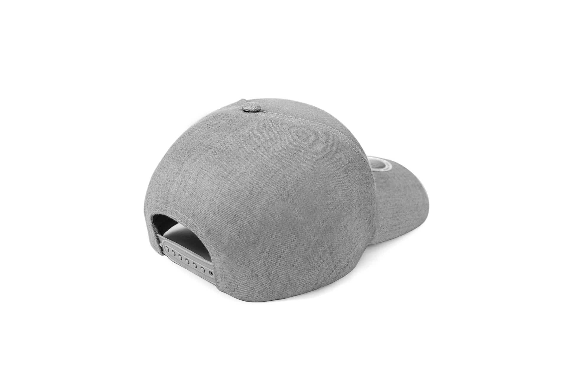 INIVI SEAMLESS 2 PANEL WOOL ACRYLIC- SELF-SNAPBACK