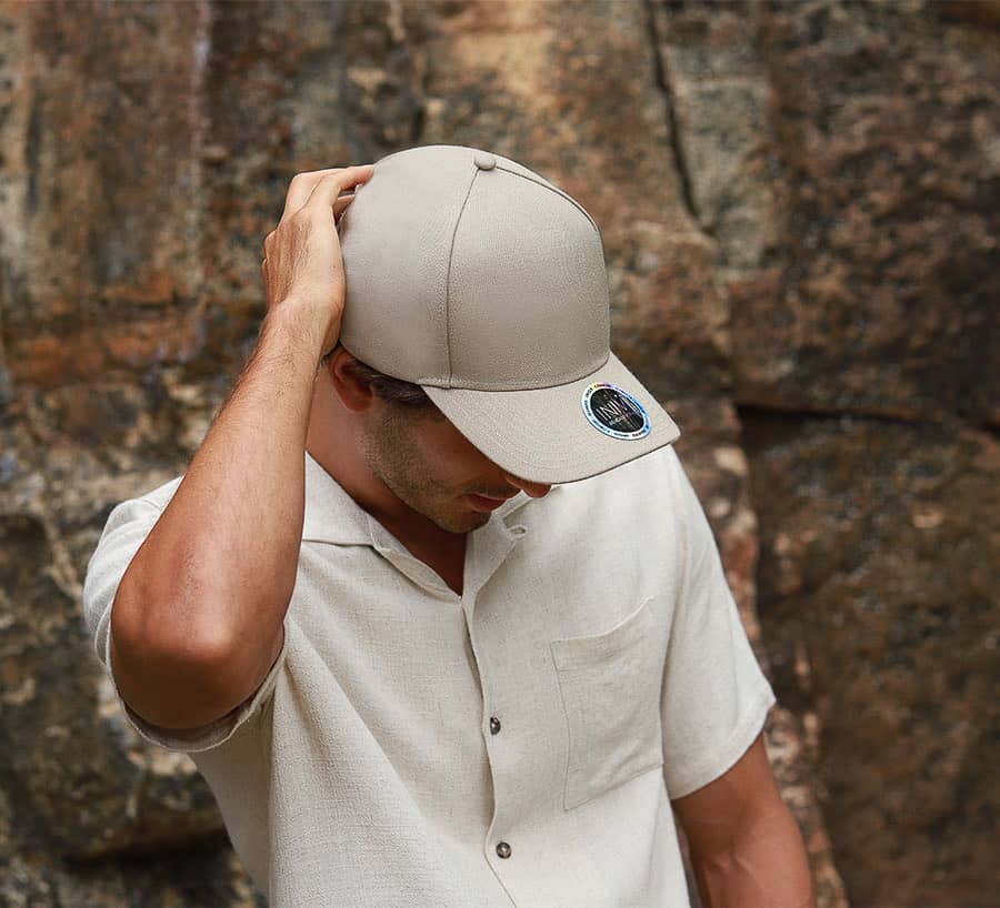 INIVI SEAMLESS 2 PANEL WOOL ACRYLIC- SELF-SNAPBACK