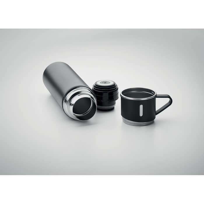 A drink bottle in sleek black, accompanied by a black cup and lid, featuring a minimalist design and a logo.