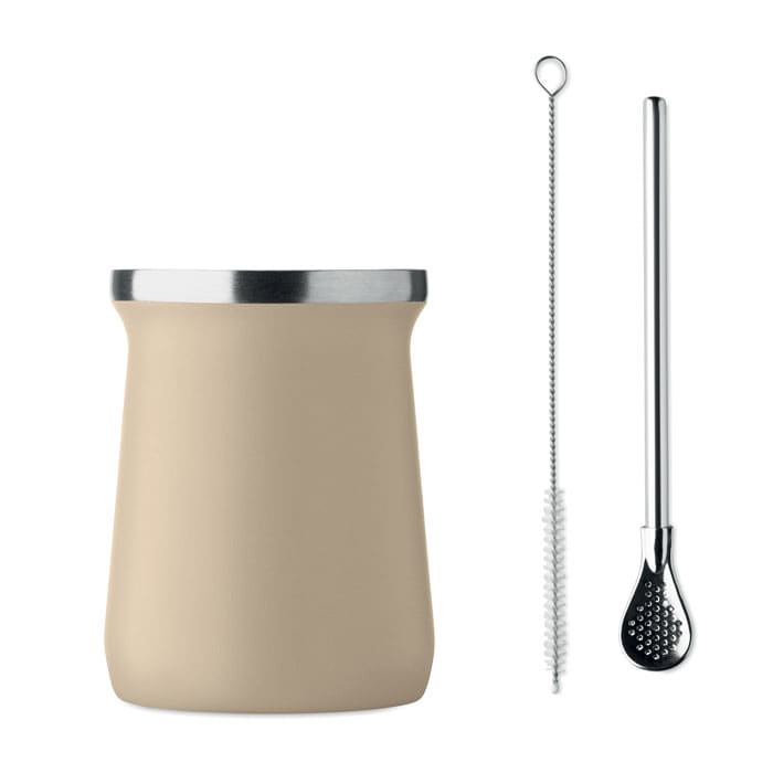 A drink bottle in light beige with a stainless steel lid, accompanied by a cleaning brush and a stirring straw.