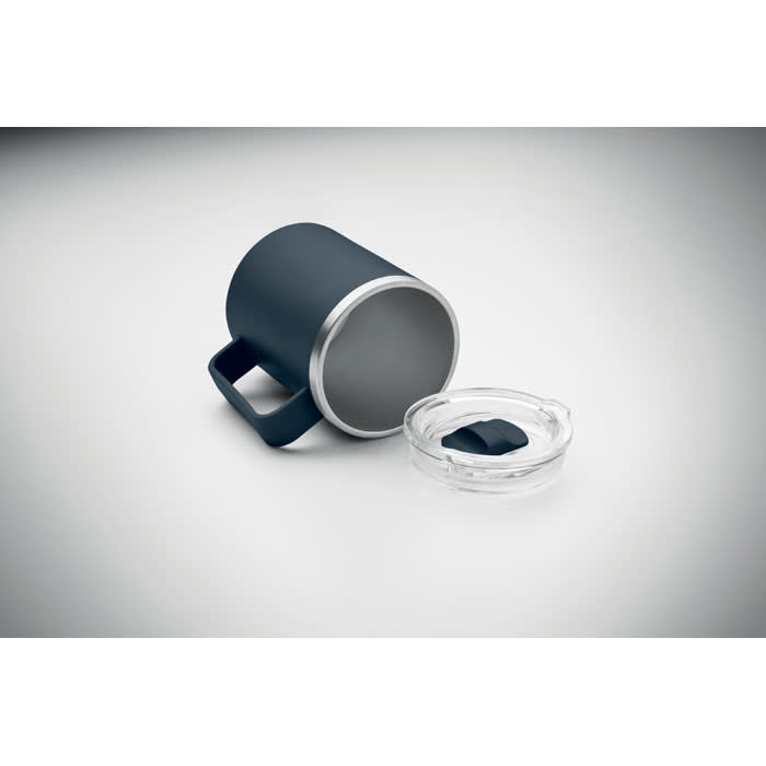 A drink bottle in navy blue with a silver interior, accompanied by a clear lid.