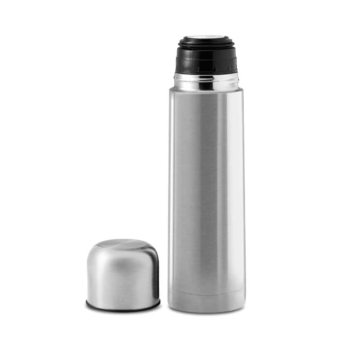 A drink bottle in stainless steel with a black lid, featuring a sleek, modern design.