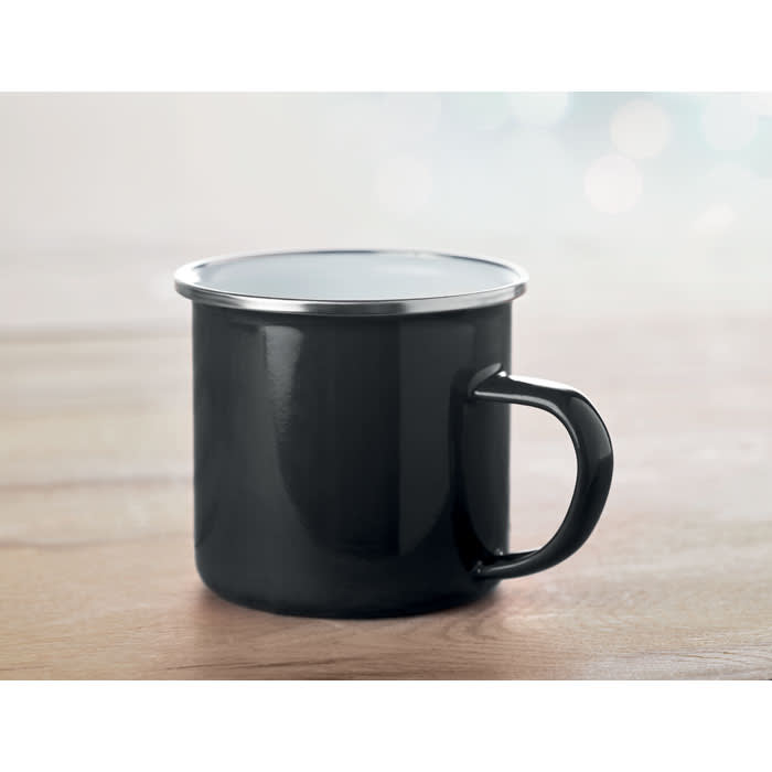 A drink bottle in matte black with a silver rim and a handle, placed on a wooden surface.