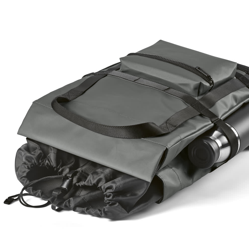A grey Wellington Backpack made from rPET, featuring a magnetic closing and an external zipped pocket.