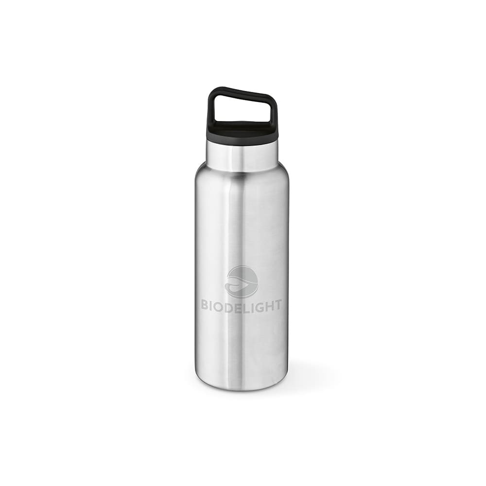 A drink bottle in stainless steel with a double wall design, leakproof feature, and a handle. It has a logo.