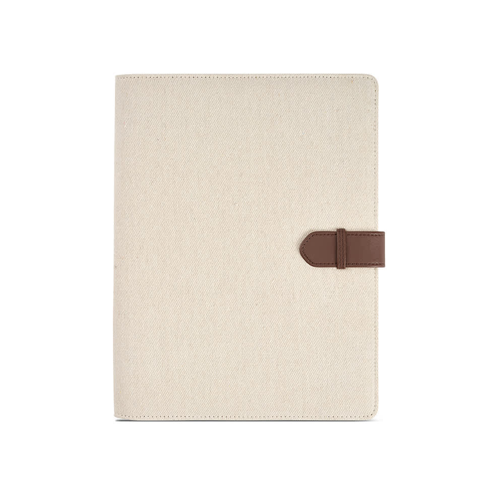 An A4 folder in cream with a brown rPU closure, featuring a 64 FSC® sheet notepad inside.