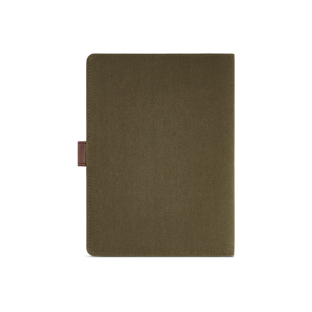 A green A5 folder with a rPU closure and a brown tab, featuring a 64-sheet FSC® notepad inside.