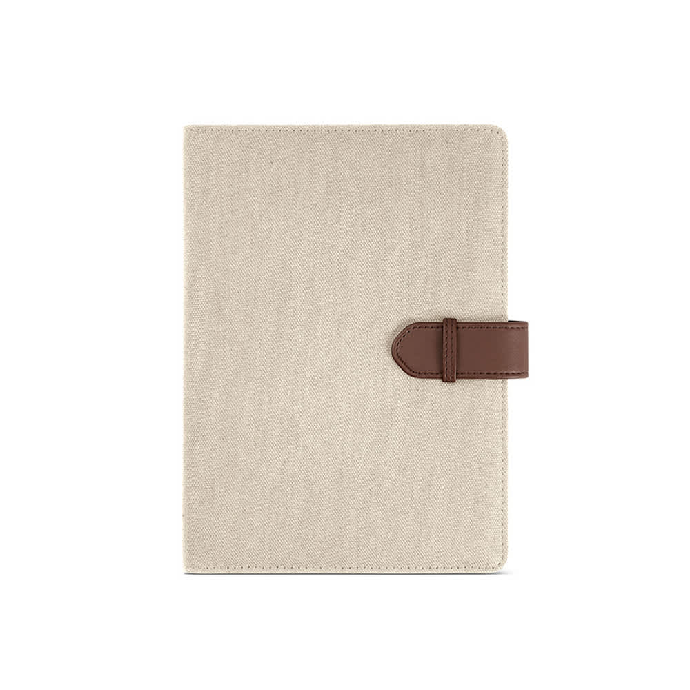An A5 folder in beige fabric with a brown rPU closure, featuring a 64 FSC® sheet notepad inside.