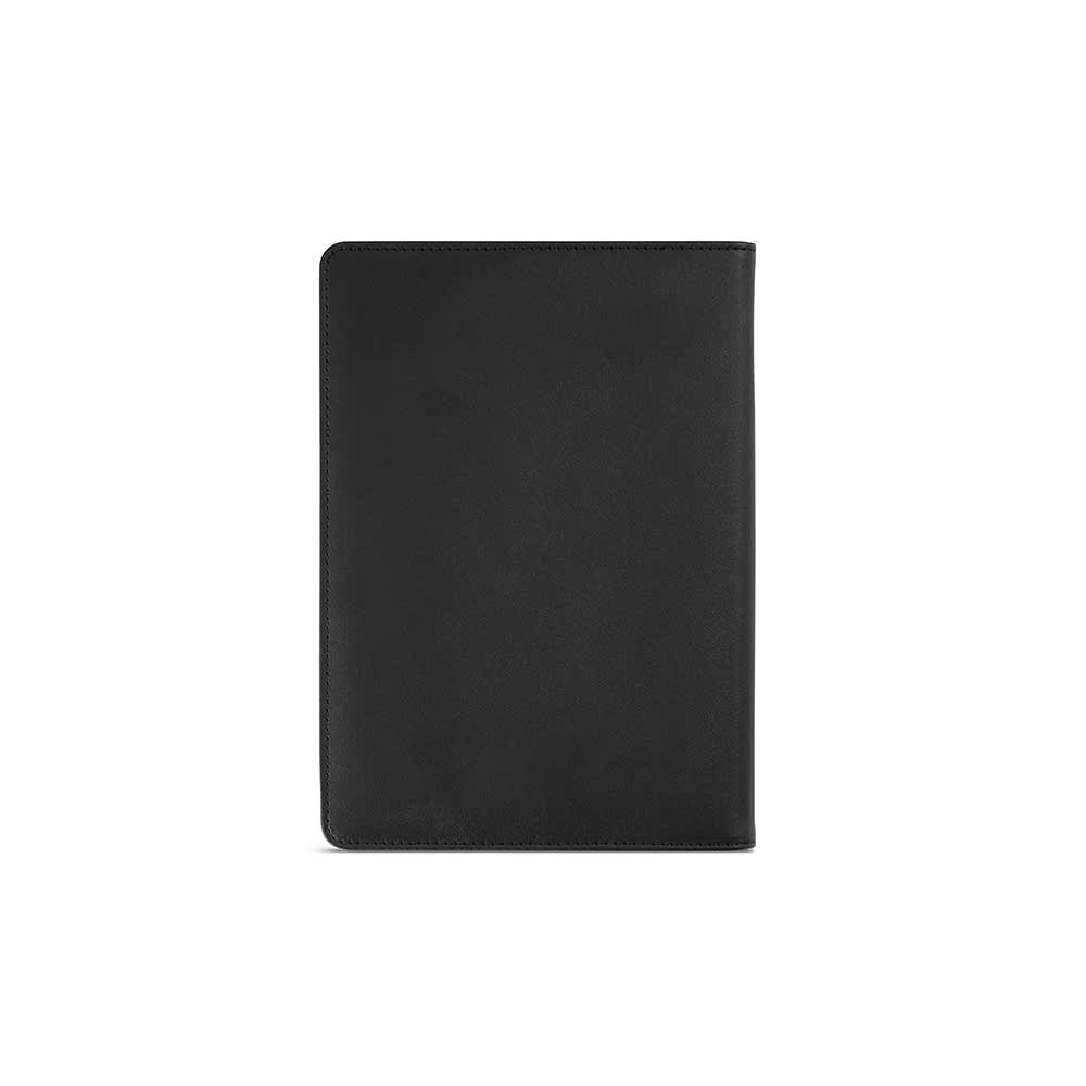 A black folder with a zipper closure and an inner notepad featuring 64 FSC® sheets.