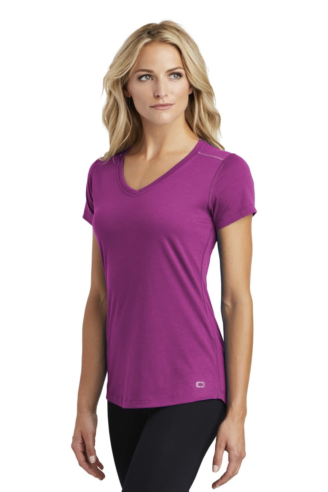 OGIO  ENDURANCE Ladies Peak V-Neck Tee