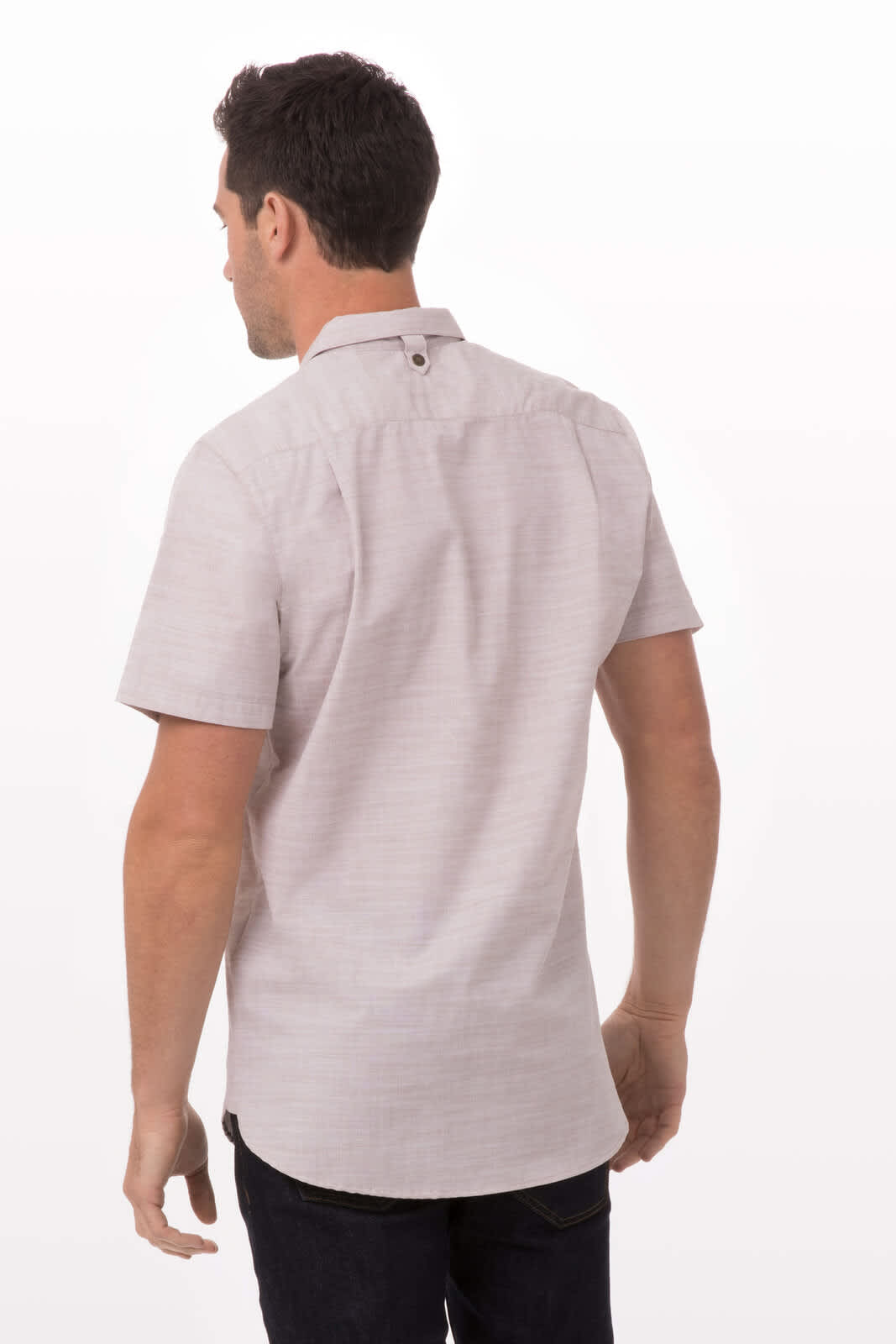 A short-sleeved men's shirt in light grey with a button at the back and a subtle texture. Features branding.