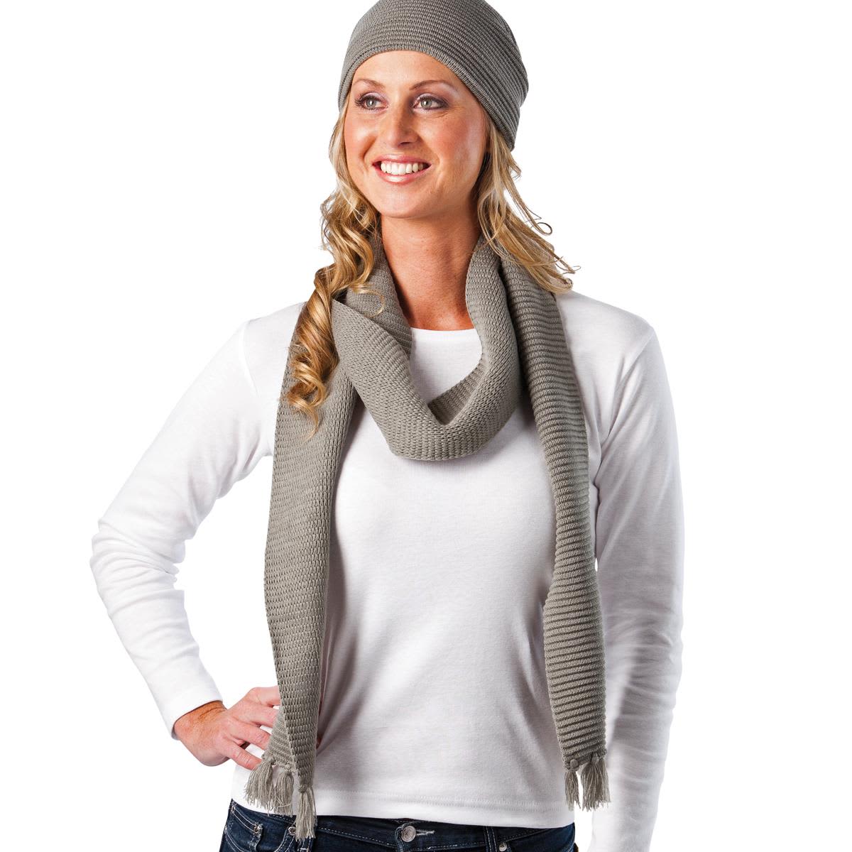 Ruga Knit Scarf - J625 Image 