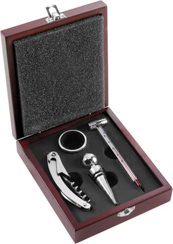 Wooden wine gift set