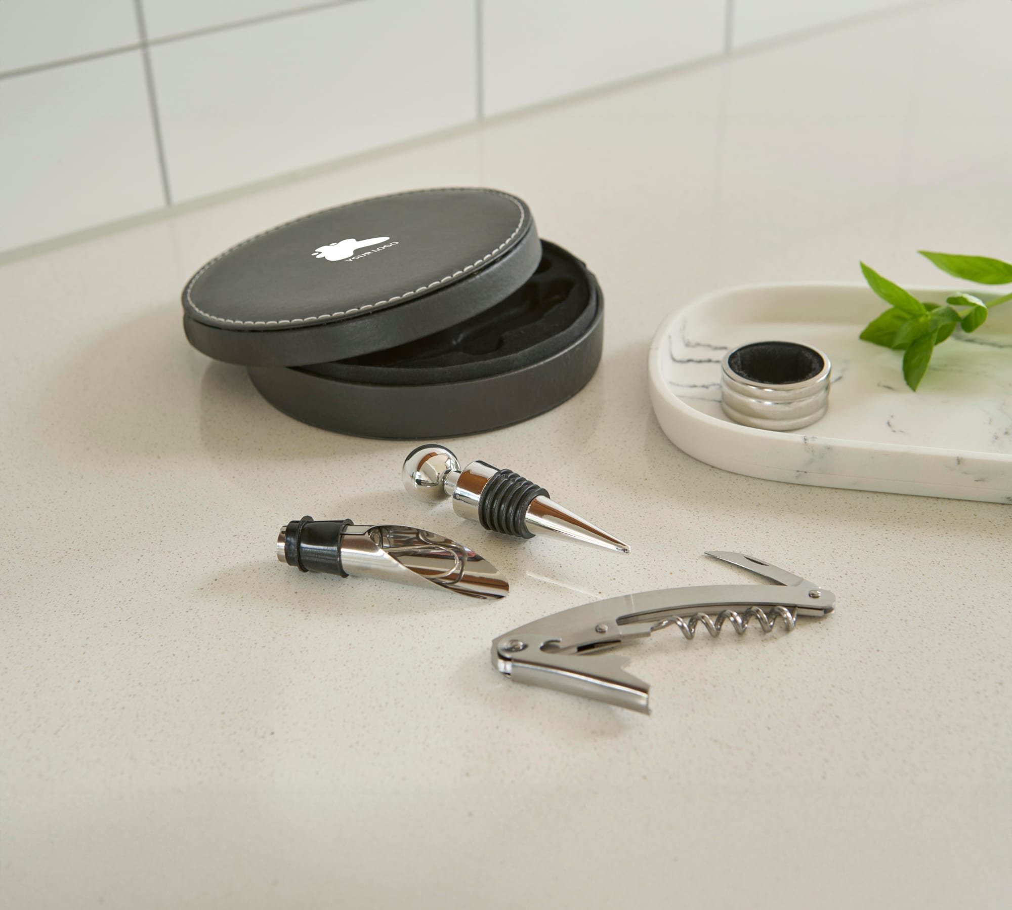 Stainless steel wine set