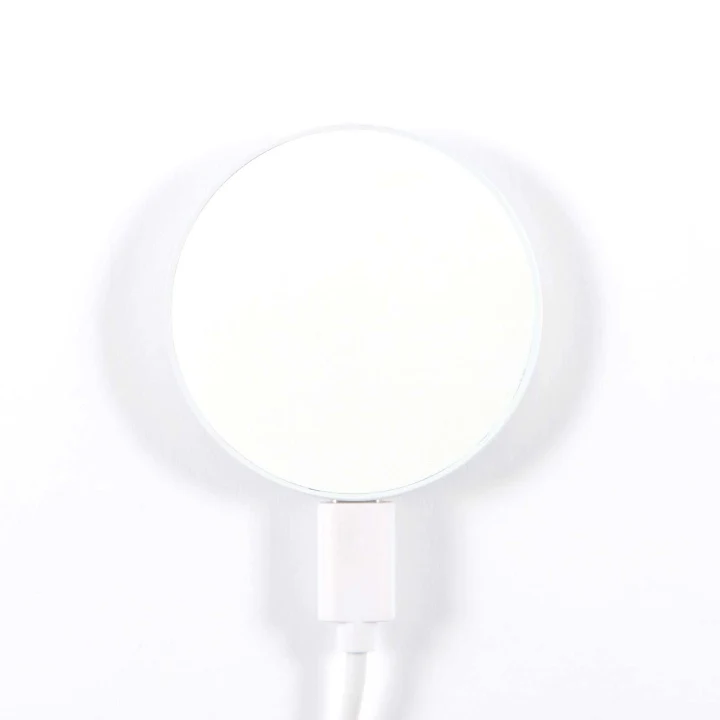 Talon Magnetic Fast Wireless Charger - image 3